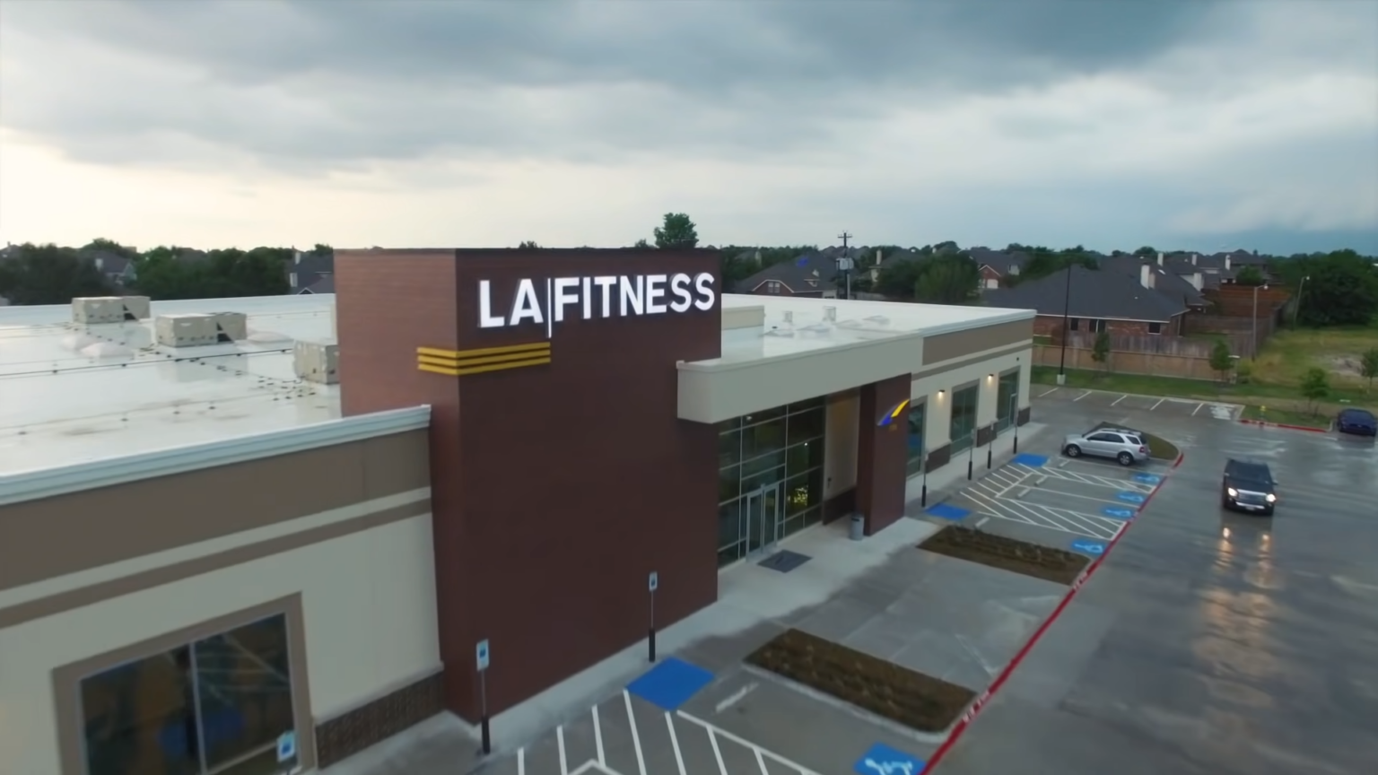 LA Fitness Membership Cost and Price 2024 Guide Boston Rock Gym